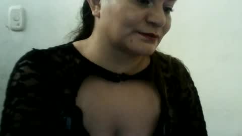 Snapshot of dapnne24 chatting on 05/25/26, 03:29 dapnne online show from 05/25/26, 03:29