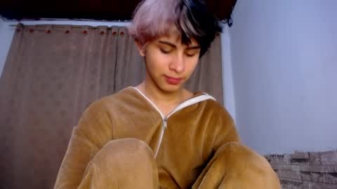 DARA online show from 04/05/26, 10:18