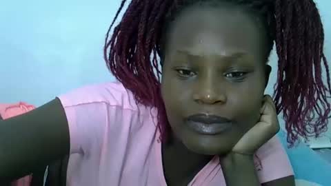 ESTHER online show from 03/05/25, 06:01