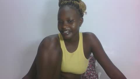 Snapshot of darberry21 chatting on 06/11/26, 02:44 ESTHER online show from 06/11/26, 02:44