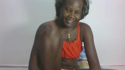 Snapshot of darberry21 chatting on 07/27/26, 06:31 ESTHER online show from 07/27/26, 06:31