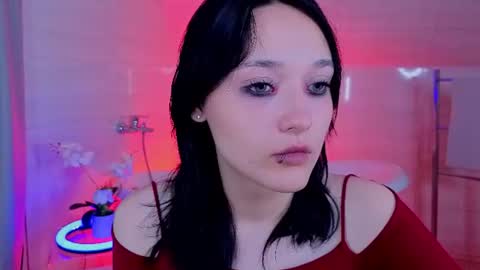 Snapshot of darcyblackwood chatting on 06/17/26, 01:19 Darcy online show from 06/17/26, 01:19