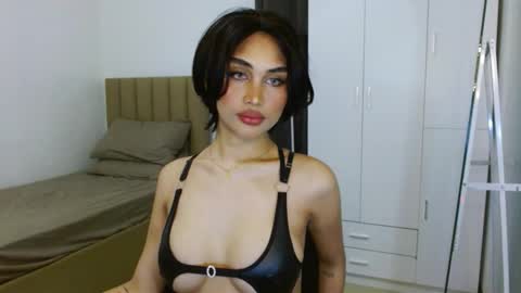 darcy online show from 09/27/25, 04:39