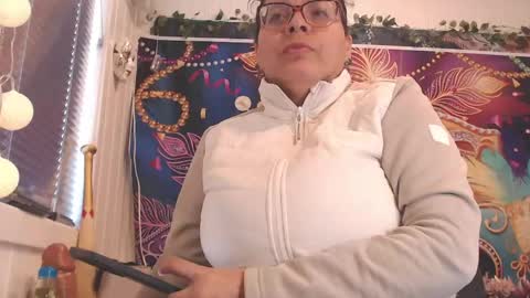 Snapshot of daredevil_milf chatting on 04/16/26, 10:16 Tania Vergez online show from 04/16/26, 10:16