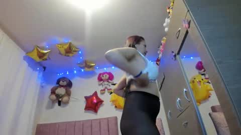 Snapshot of dariana_hot chatting on 03/09/25, 01:37 dariana_hot online show from 03/09/25, 01:37