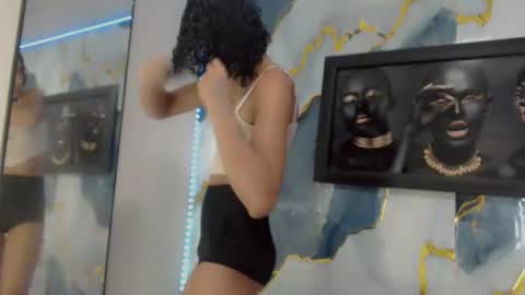 Snapshot of darianna_atehortua chatting on 06/23/26, 01:20 Dary online show from 06/23/26, 01:20