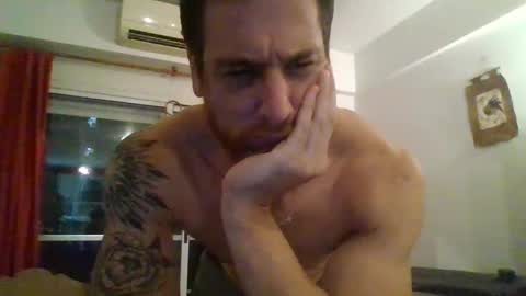 Snapshot of dariensur chatting on 01/28/25, 01:39 Darien online show from 01/28/25, 01:39