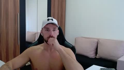 darius_94 online show from 03/04/26, 10:54