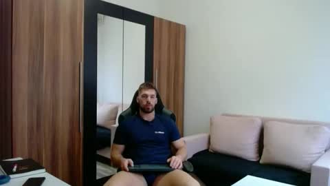 darius_94 online show from 03/26/26, 06:52