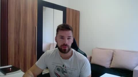 darius_94 online show from 04/02/26, 05:05