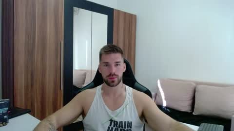 Snapshot of darius_94 chatting on 06/26/26, 05:56 darius_94 online show from 06/26/26, 05:56