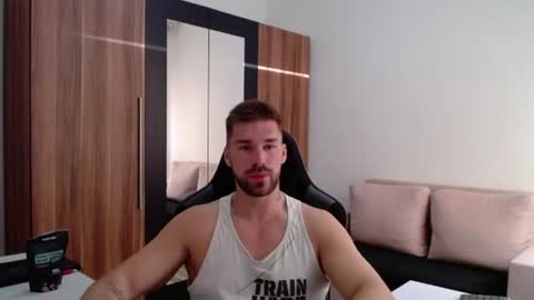 Snapshot of darius_94 chatting on 06/29/26, 03:57 darius_94 online show from 06/29/26, 03:57