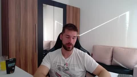 Snapshot of darius_94 chatting on 07/14/26, 05:12 darius_94 online show from 07/14/26, 05:12