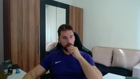 Snapshot of darius_94 chatting on 07/18/26, 06:50 darius_94 online show from 07/18/26, 06:50
