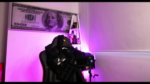 Darius Phoenix  online show from 02/05/25, 09:07