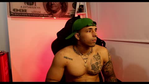 Darius Phoenix  online show from 02/08/25, 07:15