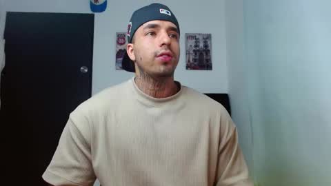 Darius Phoenix  online show from 09/22/25, 09:39