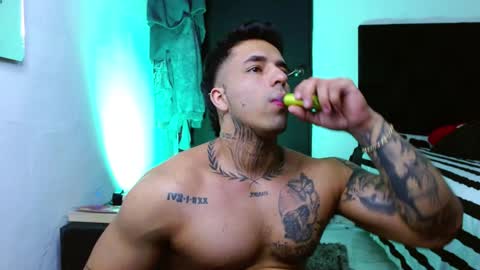 Darius Phoenix  online show from 11/06/25, 07:26