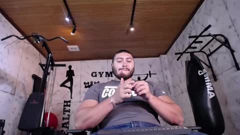Darius online show from 05/01/26, 11:15