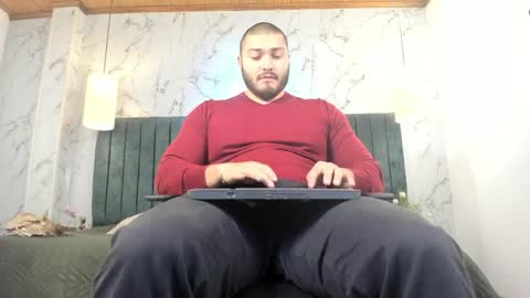Darius online show from 05/12/26, 11:18
