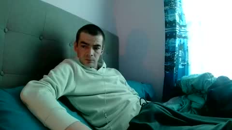 dark377 online show from 04/10/26, 10:58