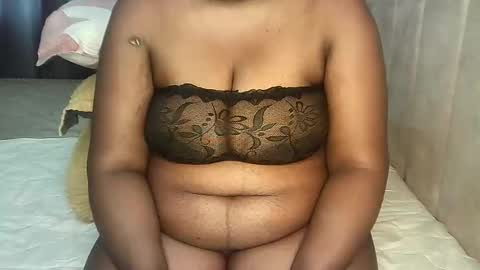 Snapshot of dark_desireone chatting on 12/19/25, 01:07 jabergal online show from 12/19/25, 01:07