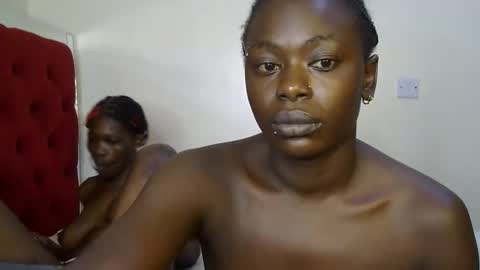 Snapshot of dark_divah chatting on 03/31/26, 07:14 Divah online show from 03/31/26, 07:14