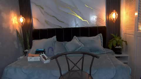 Snapshot of dark_dominika chatting on 05/13/26, 01:08 dark_dominika online show from 05/13/26, 01:08