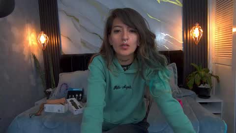 Snapshot of dark_dominika chatting on 05/15/26, 12:56 dark_dominika online show from 05/15/26, 12:56