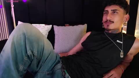 Snapshot of dark_eros_ chatting on 03/03/26, 07:31 Sr. Eros online show from 03/03/26, 07:31