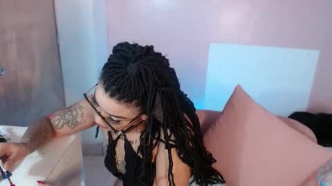 dark_flama online show from 03/14/26, 12:17