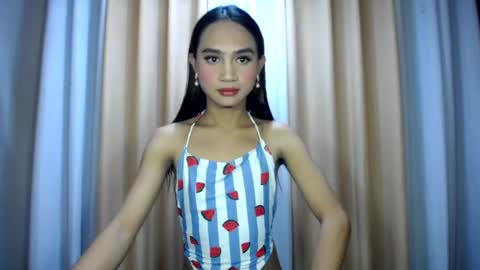Snapshot of dark_hurohuro19 chatting on 06/25/26, 03:28 LIANNA online show from 06/25/26, 03:28