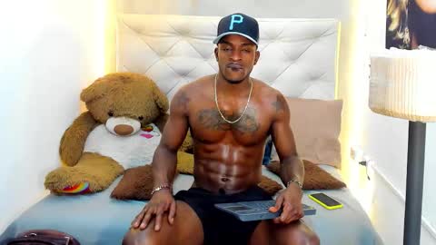 dark_king01 online show from 02/10/26, 07:18