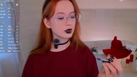 Lola online show from 03/31/26, 02:13