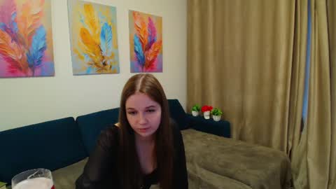 Snapshot of dark_pulse chatting on 07/06/26, 06:10 Evelin online show from 07/06/26, 06:10