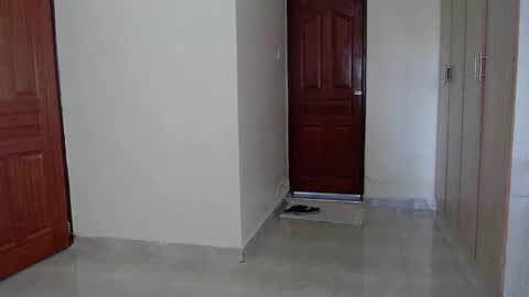 dark_qween online show from 12/05/25, 11:30