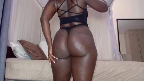 dark_qween online show from 04/10/26, 06:07