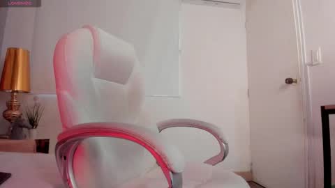 dark_sun333 online show from 10/12/25, 09:47