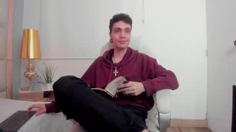 dark_sun333 online show from 11/29/25, 10:57