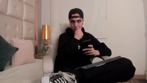 dark_sun333 online show from 01/08/26, 02:03