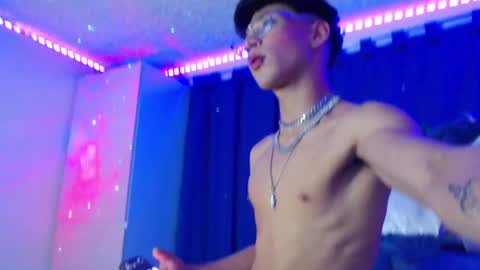 Snapshot of darkboy26_ chatting on 01/30/25, 01:33 Blake online show from 01/30/25, 01:33