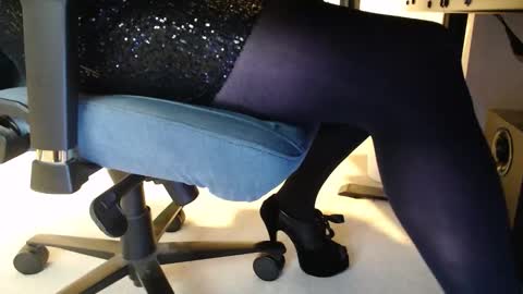 darkestme online show from 01/13/26, 11:15