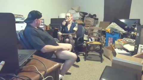Snapshot of darkestparadox chatting on 09/29/25, 10:42 Darkest Paradox online show from 09/29/25, 10:42