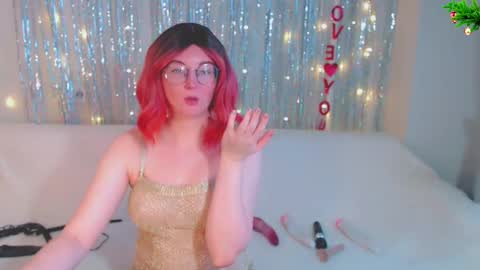 Snapshot of darkheto chatting on 12/30/24, 06:42 Kelly online show from 12/30/24, 06:42