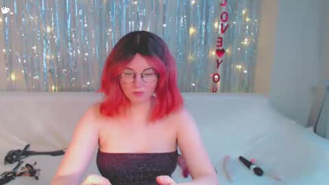 Snapshot of darkheto chatting on 01/26/25, 06:17 Kelly online show from 01/26/25, 06:17