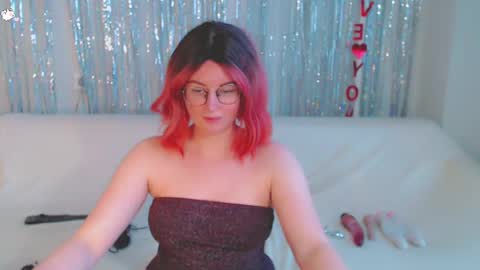 Snapshot of darkheto chatting on 02/09/25, 08:44 Kelly online show from 02/09/25, 08:44