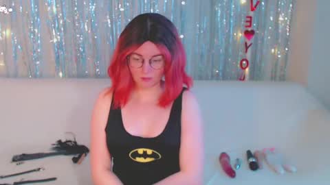 Snapshot of darkheto chatting on 02/10/25, 05:47 Kelly online show from 02/10/25, 05:47