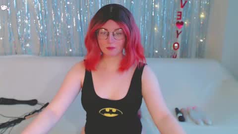 Snapshot of darkheto chatting on 02/10/25, 08:53 Kelly online show from 02/10/25, 08:53