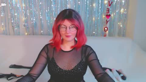 Snapshot of darkheto chatting on 02/15/25, 11:50 Kelly online show from 02/15/25, 11:50