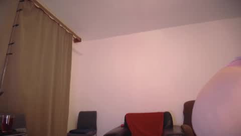 DarKitten online show from 12/22/24, 12:49